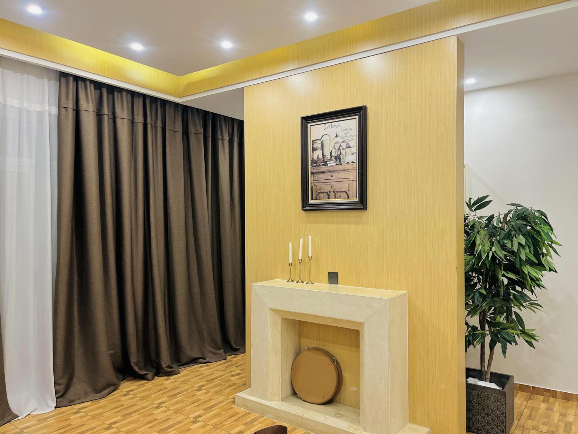 H&H Hotel Kinszasa Zewnętrze zdjęcie