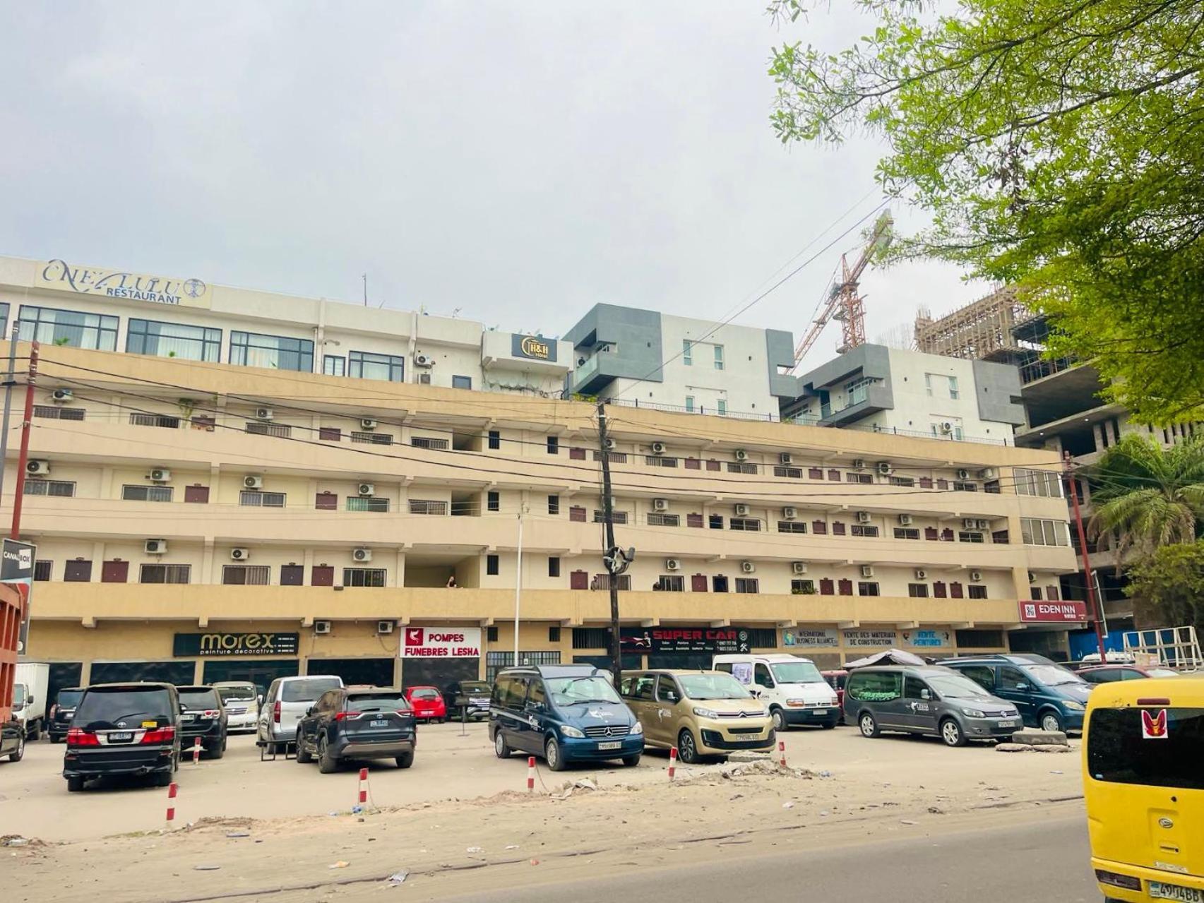H&H Hotel Kinszasa Zewnętrze zdjęcie